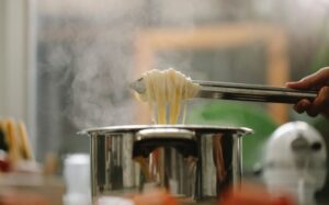 One-Pot Tomato Basil Pasta