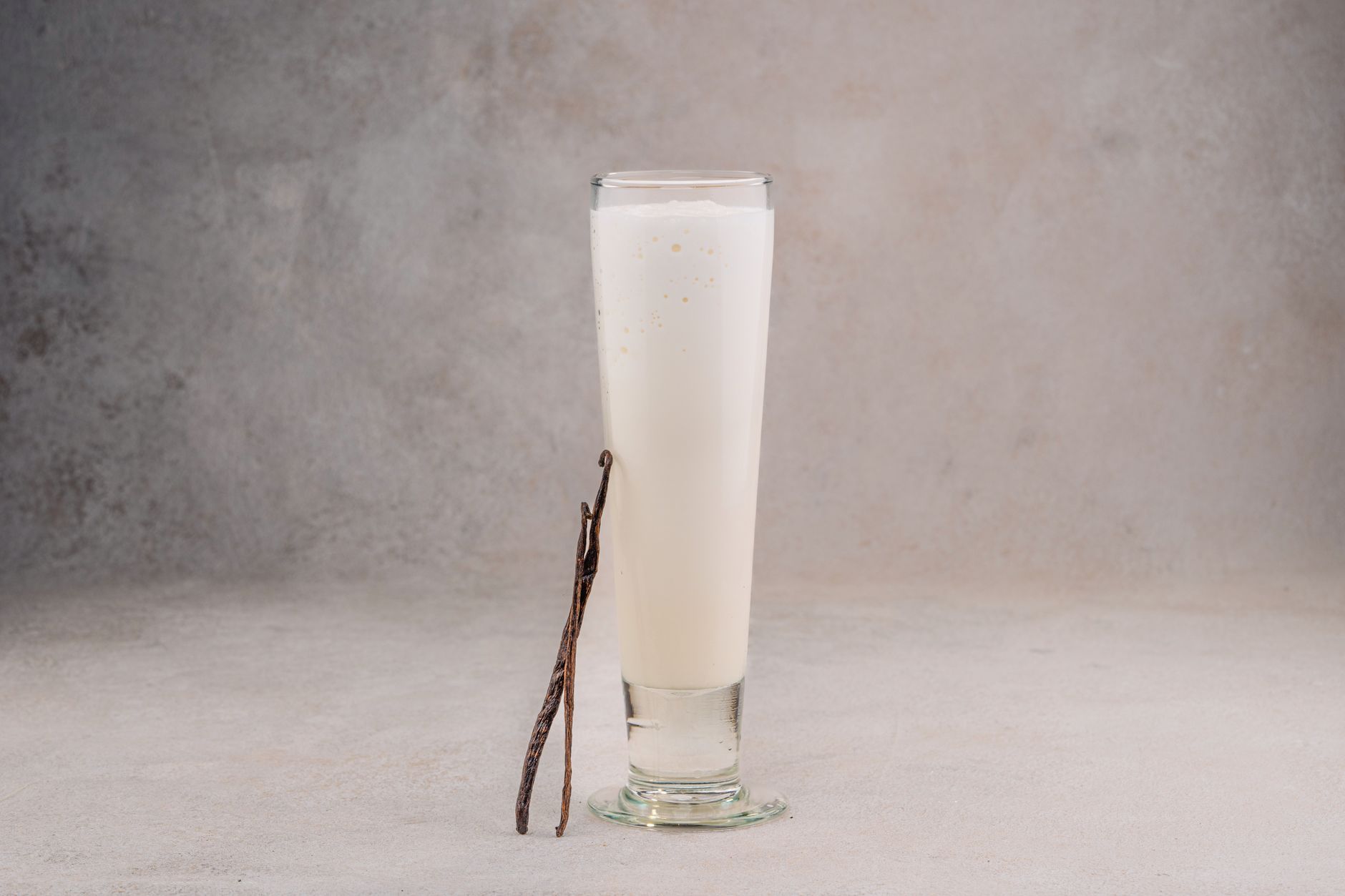 1-Minute Shake-and-Serve Honey Mustard Dressing Recipe - Featured image