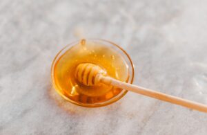 60-Second Honey Cinnamon Cottage Cheese Bowl Recipe - Featured image