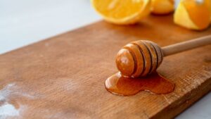 60-Second Honey Walnut Applesauce Bowl Recipe - Featured image