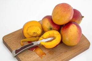 60-Second Mango Coconut Yogurt Cup Recipe - Featured image
