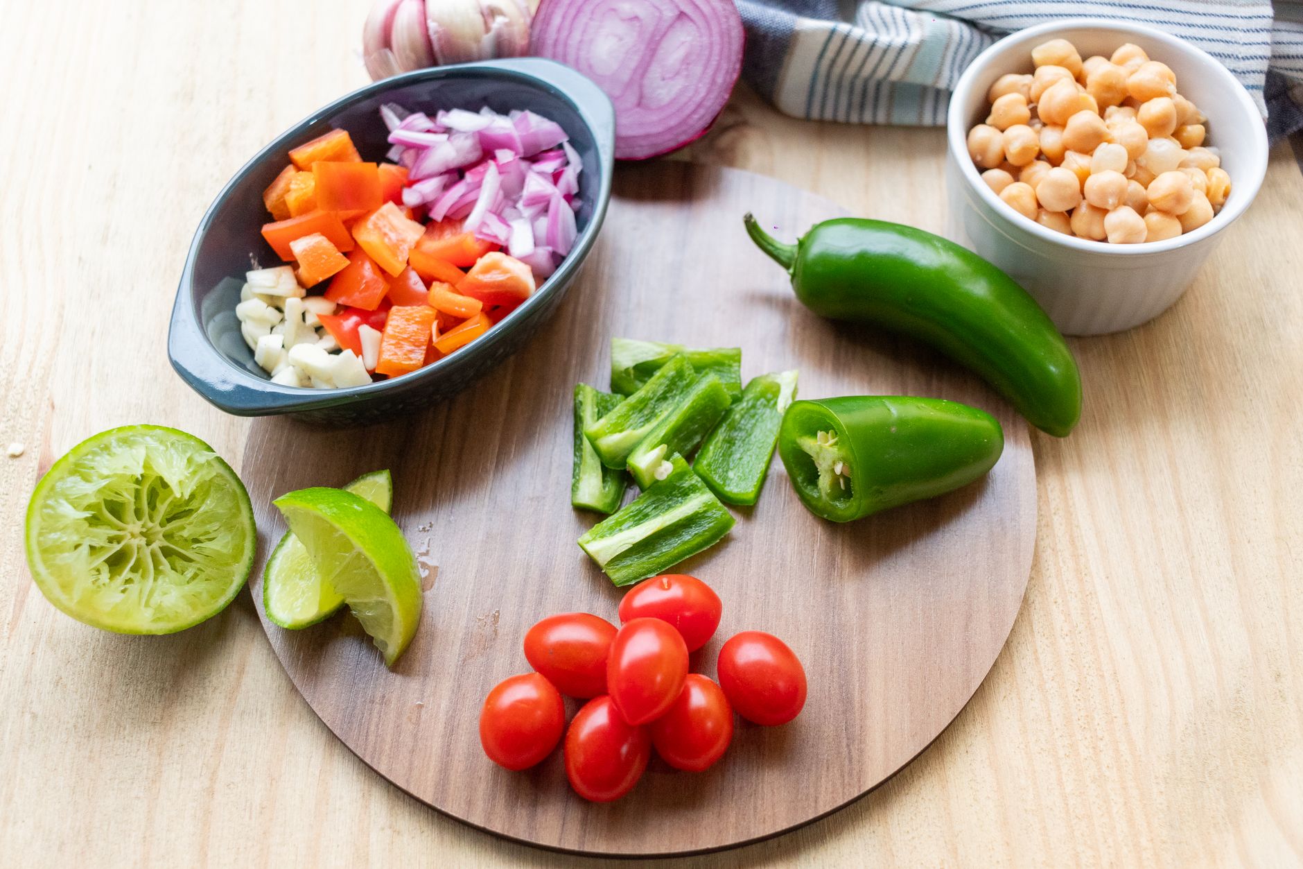 60-Second Salsa Verde Chickpea Salad Recipe - Featured image